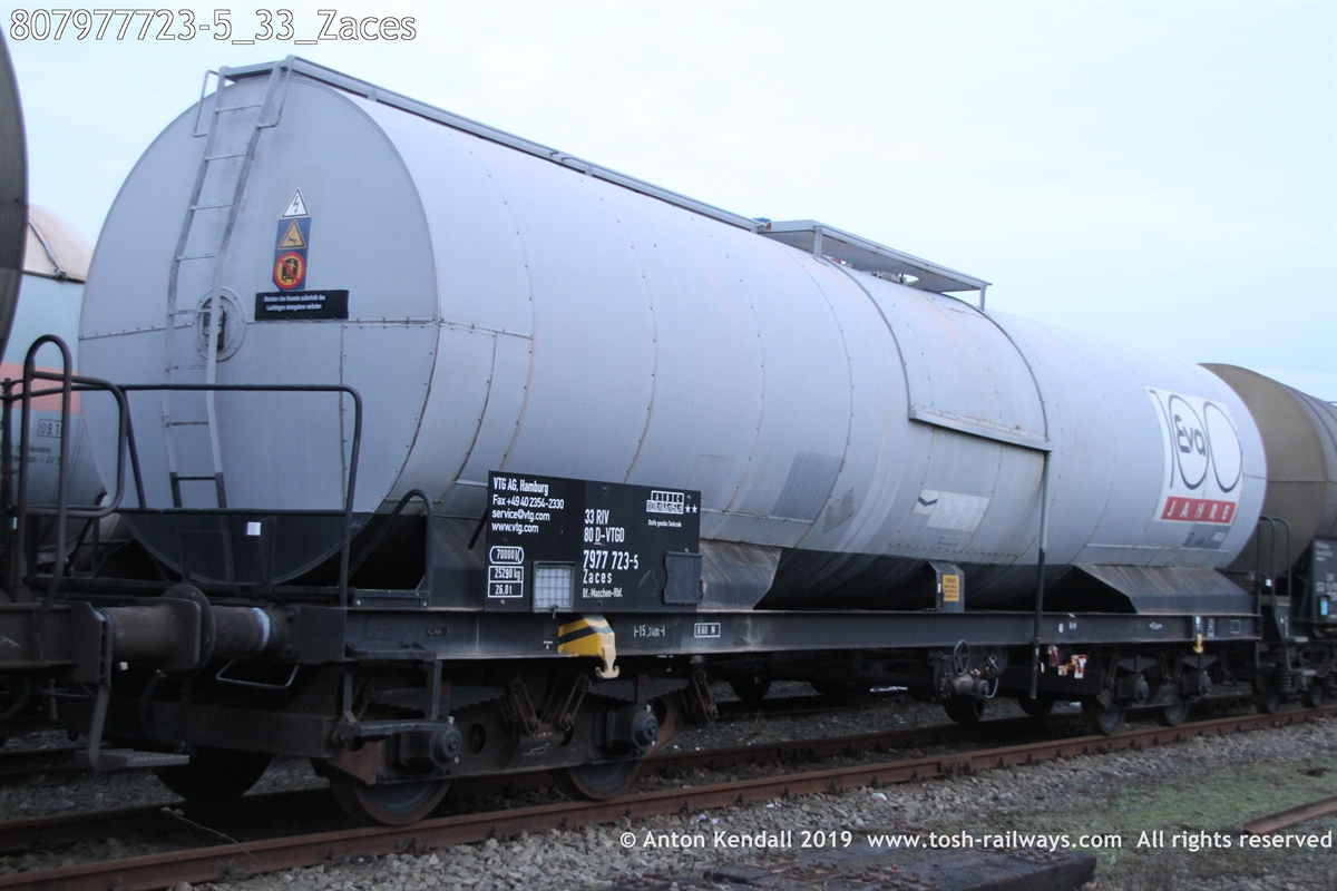 807977723-5_33_Zaces.JPG